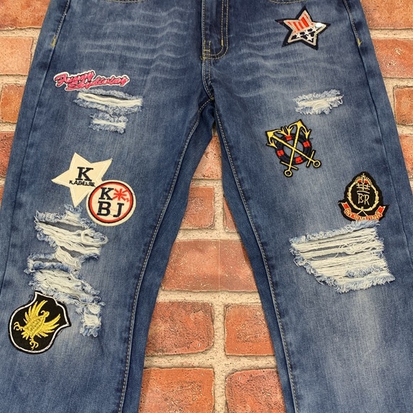 Machine patched woman’s jeans. Size 26 - Picture 12 of 12